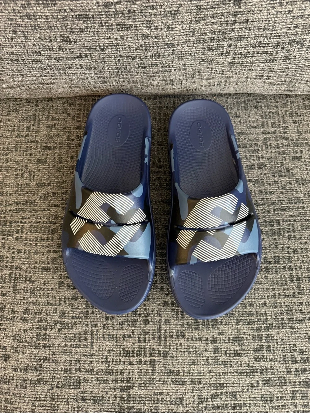 OOFOS Men's Sport Slide - Navy Camo Print